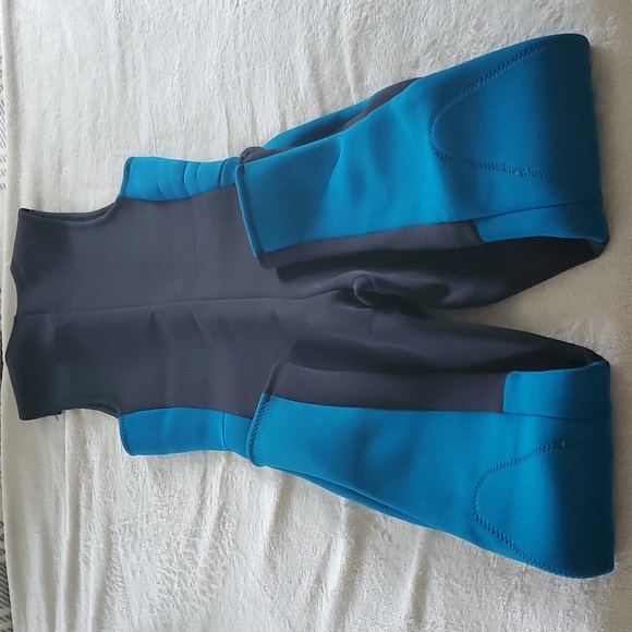 System - Picture 2 of 9